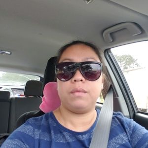 Meet your Posher, Claire